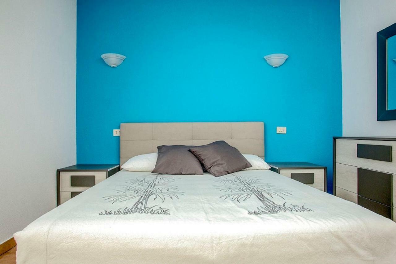 Ferienwohnung Bilocale Via Umbria Santa Teresa Gallura Exterior foto